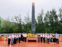 CHI BỘ TRƯỜNG THPT LÊ QUÝ ĐÔN VỚI HÀNH TRÌNH “VỀ NGUỒN” - HUYỀN THOẠI CÔN ĐẢO