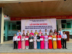 TRƯỜNG THPT LÊ QUÝ ĐÔN: KẾT HỢP NHIỀU HÌNH THỨC  TỔ CHỨC SƠ KẾT HỌC KỲ I - NĂM HỌC 2023-2024